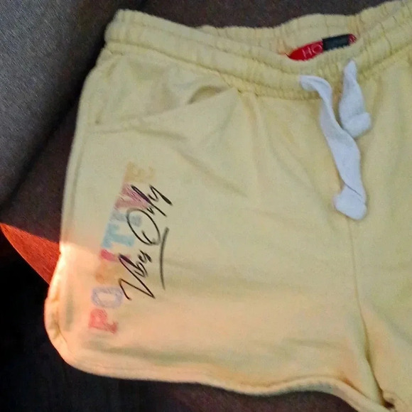 Positive Vibes comfy shorts. Size small .smoke free home - Picture 2 of 4